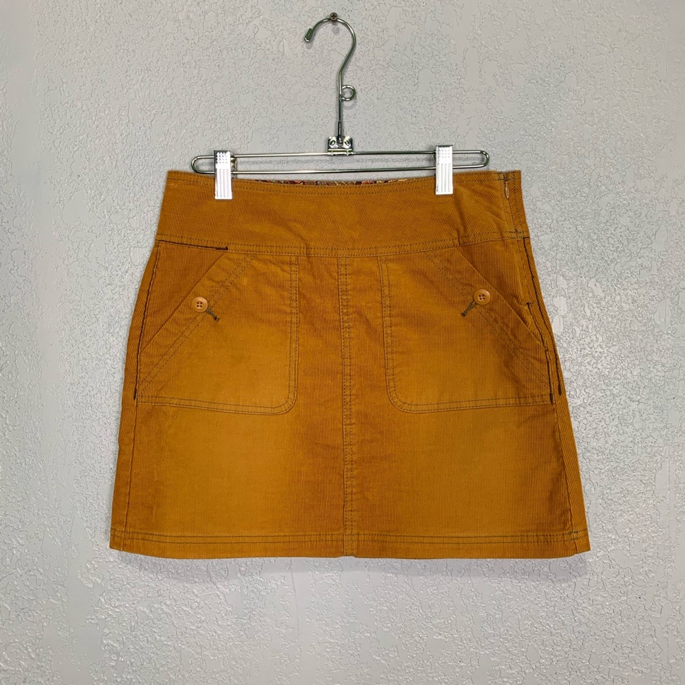 Prana mustard colored corduroy skirt with pockets